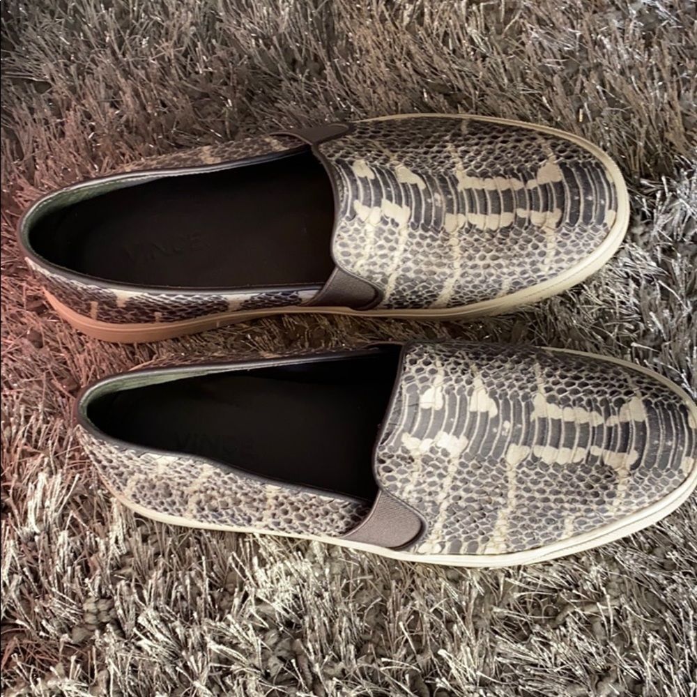 Vince animal print slip ons - Picture 4 of 8